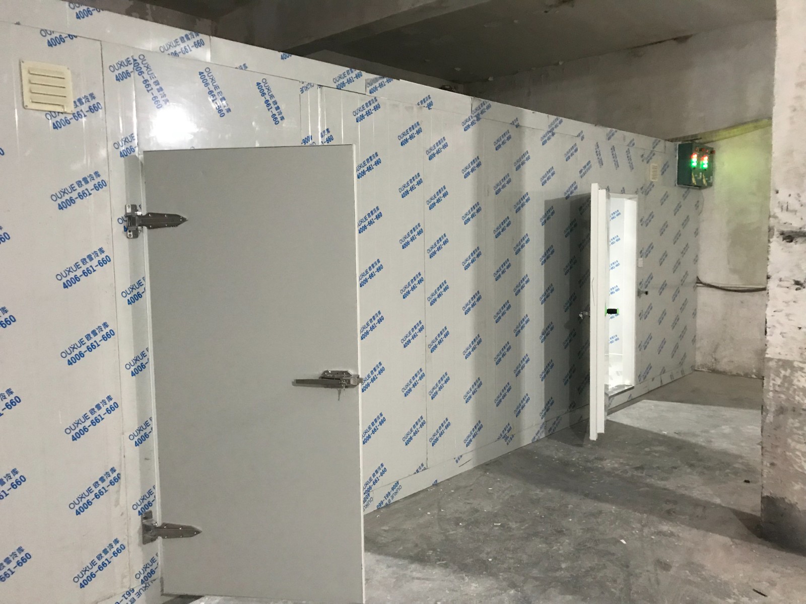 冷庫(kù)建設(shè).jpg 冷庫(kù)建設(shè).jpg