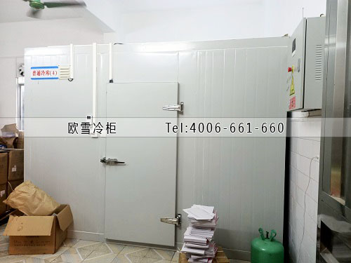 小型醫(yī)用冷藏冷庫安裝.jpg 小型醫(yī)用冷藏冷庫安裝.jpg