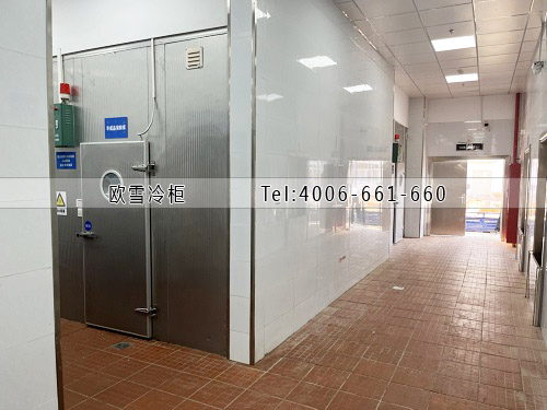 食堂雙溫冷庫安裝.jpg 食堂雙溫冷庫安裝.jpg