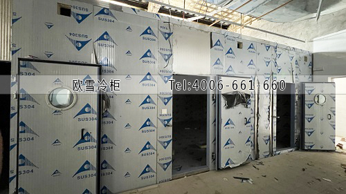 食堂雙溫冷庫(kù)安裝.jpg 食堂雙溫冷庫(kù)安裝.jpg