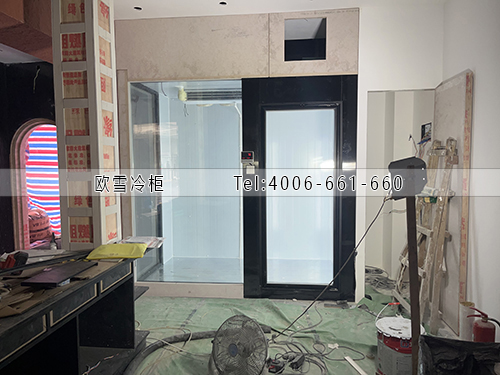 冷庫(kù)安裝.jpg 冷庫(kù)安裝.jpg